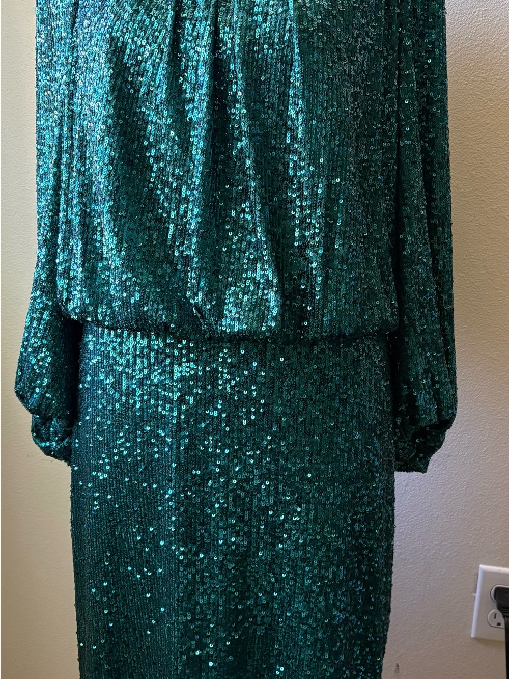 Vince Camuto Emerald Green Sequined Balloon Sleeve Sheath Dress Size 12 VCI 3204 - Picture 2 of 16